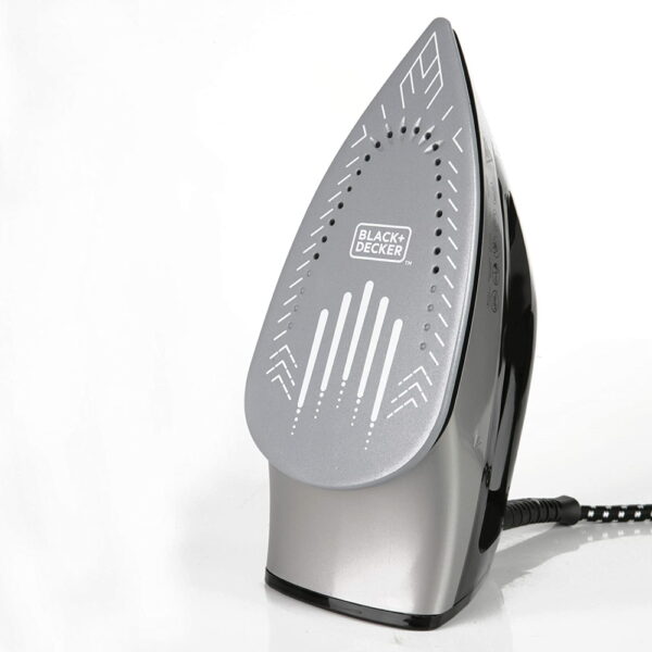מגהץ קיטור עוצמתי כולל גיהוץ אנכי Black&Decker בלאק אנד דקר BXSS2200E